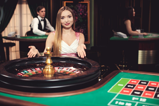 Hướng dẫn cách vào sảnh Live Casino VIN99